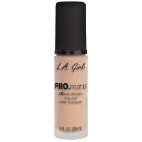 L.A. GIRL Pro Matte Foundation - Porcelain